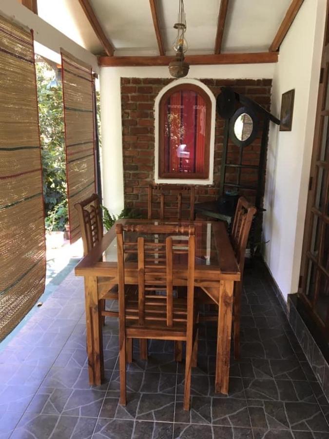 Villa25 Homestay Free Pick Up From The Centre Канди Экстерьер фото