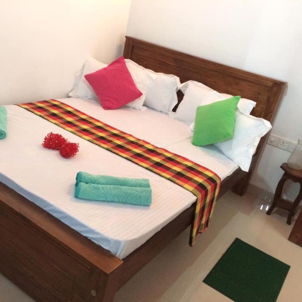 Villa25 Homestay Free Pick Up From The Centre Канди Экстерьер фото